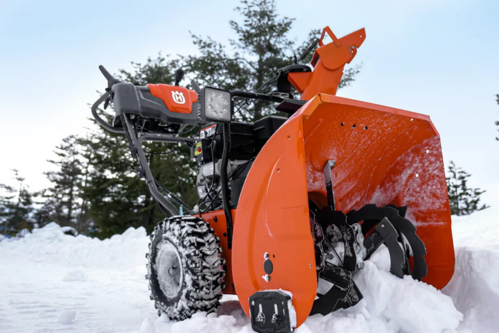 HUSQVARNA Snowblower Husqvarna